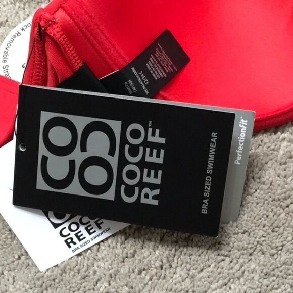 ..New. 32/34C Coco Reef 5-way bikini top. NWT - Picture 11 of 11